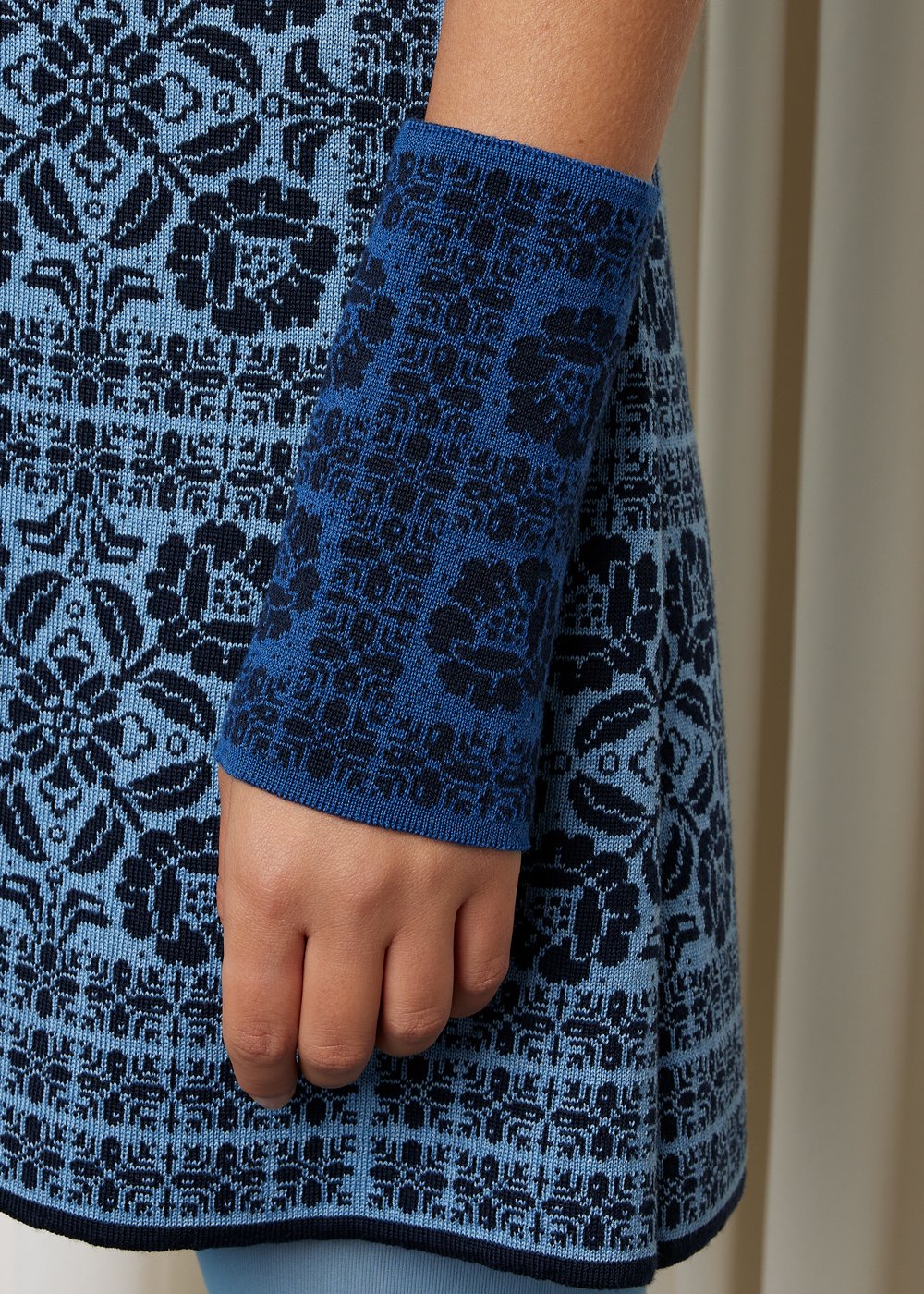 Oleana Oksana Wristlets 806