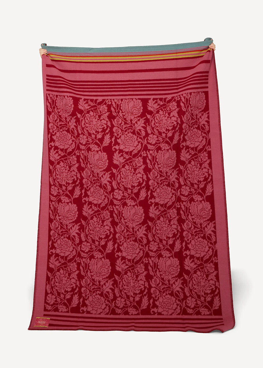 Oleana Ornament Blanket 203