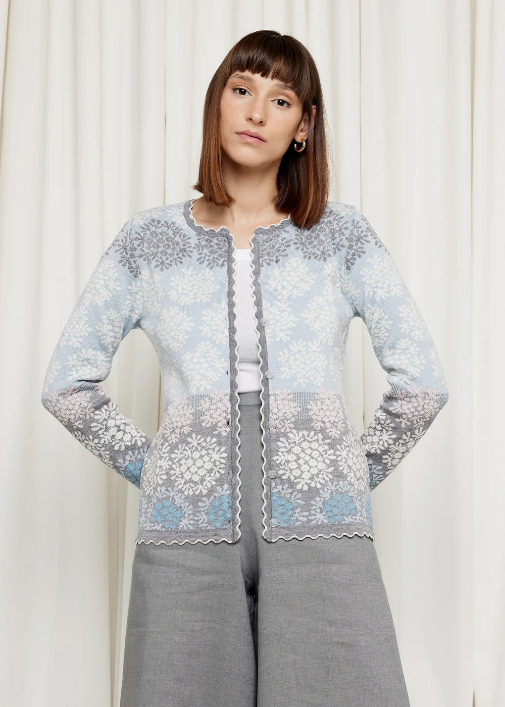 Oleana Scallop Edge Cardigan 329