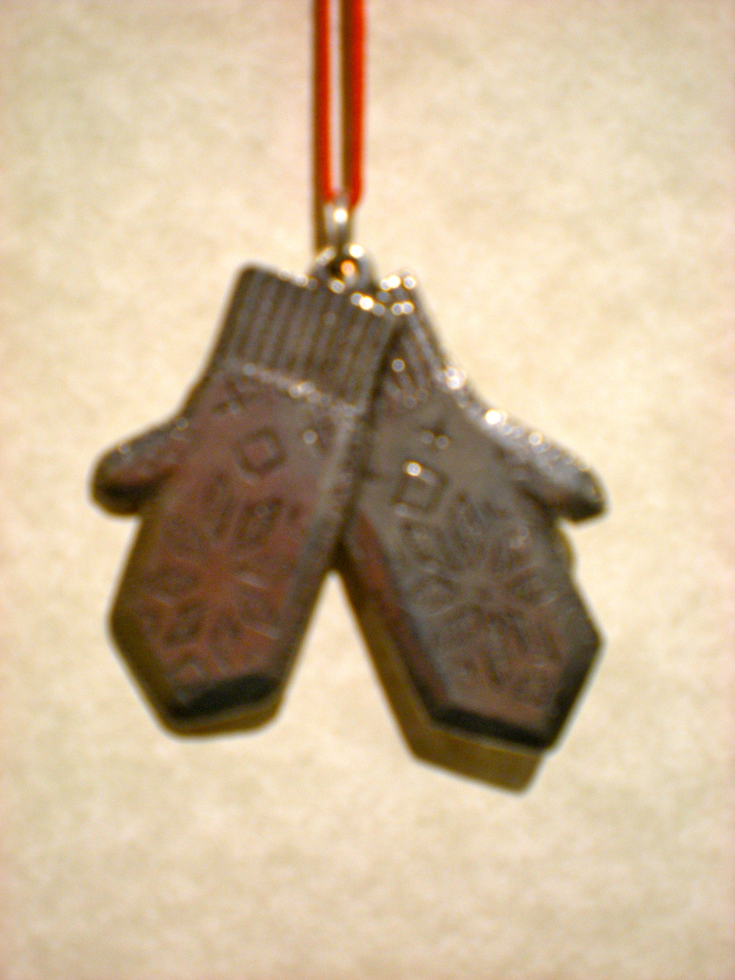 Mittens Pewter Ornament Norway