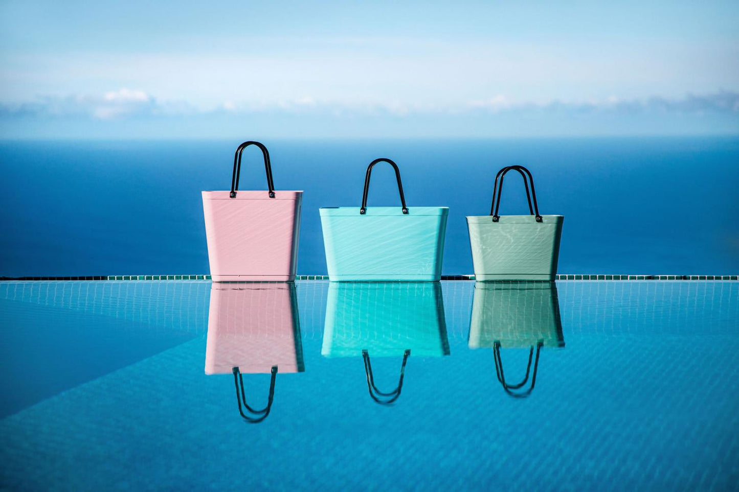 Hinza Tote Aqua Green Plastic