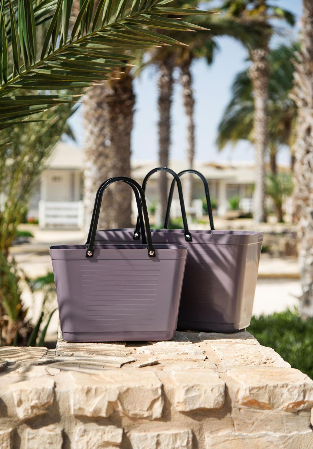 Hinza Tote Plum Green Plastic