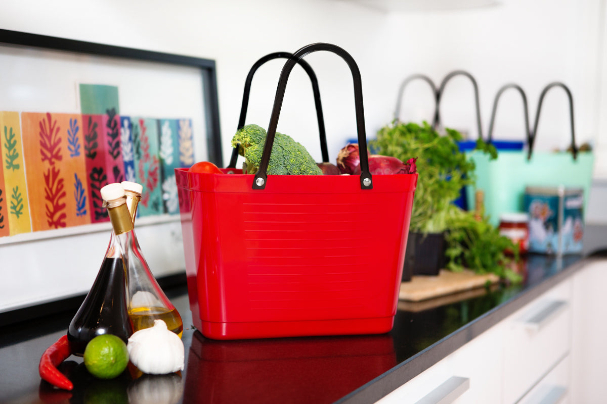 Hinza Tote Red