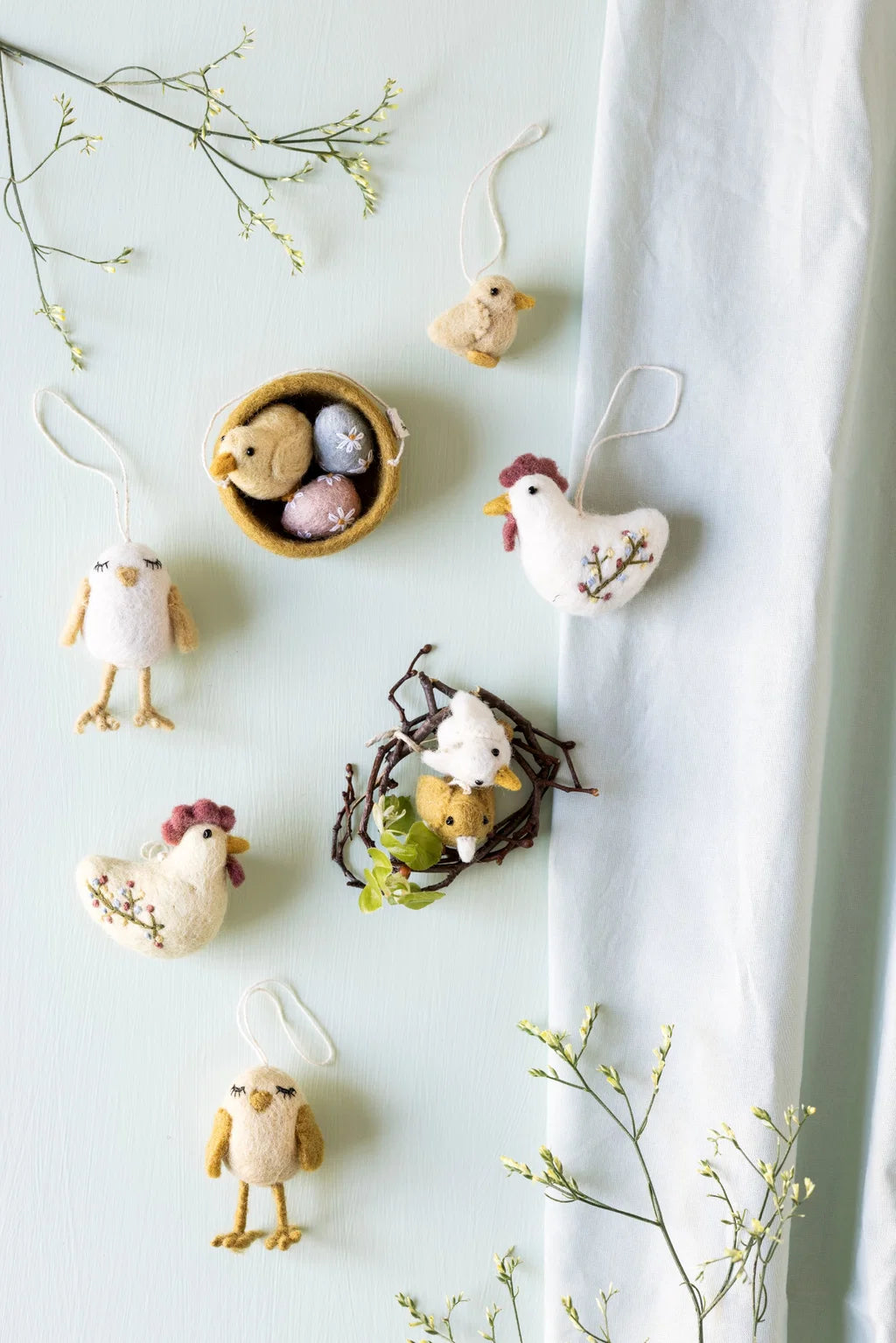 Gry & Sif Rooster w/Embroidery - White