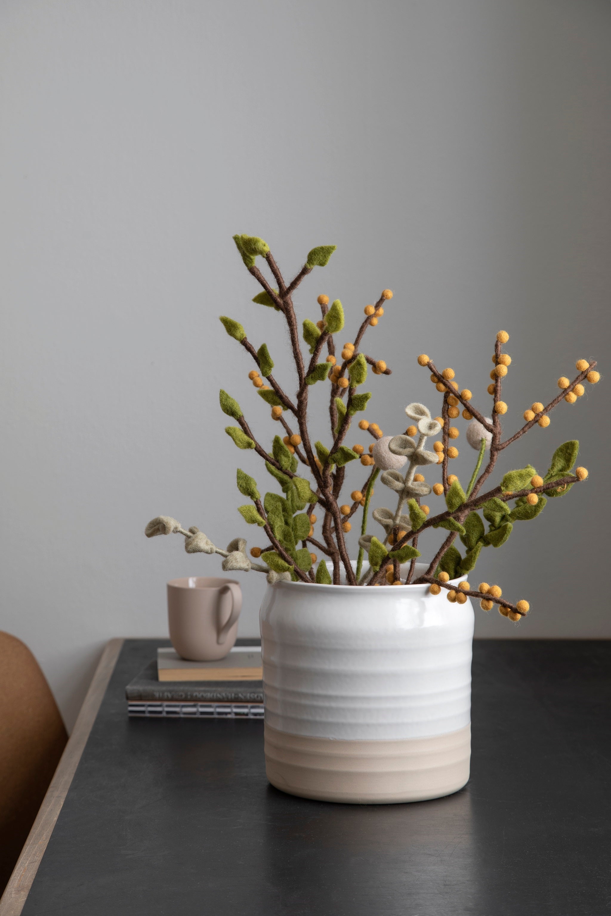 Gry & Sif Flower Branch Green Leaves