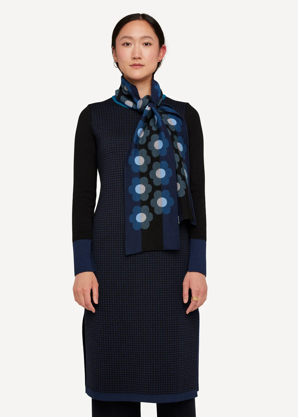 Oleana Risograph Scarf 636