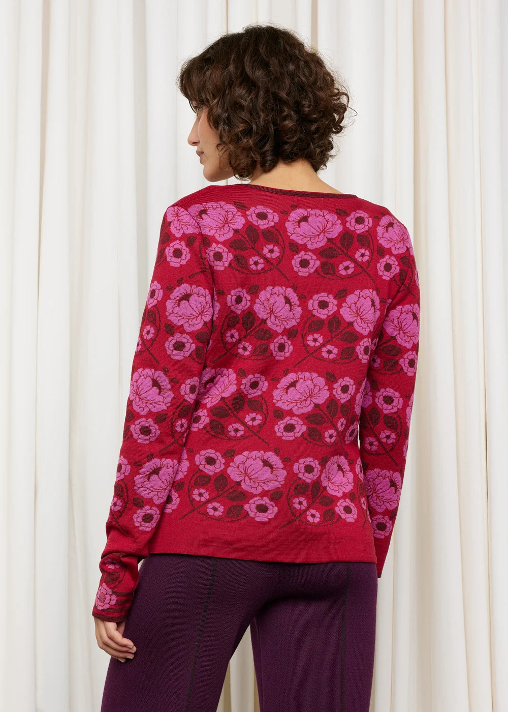 Oleana Hildegunn Cardigan 809