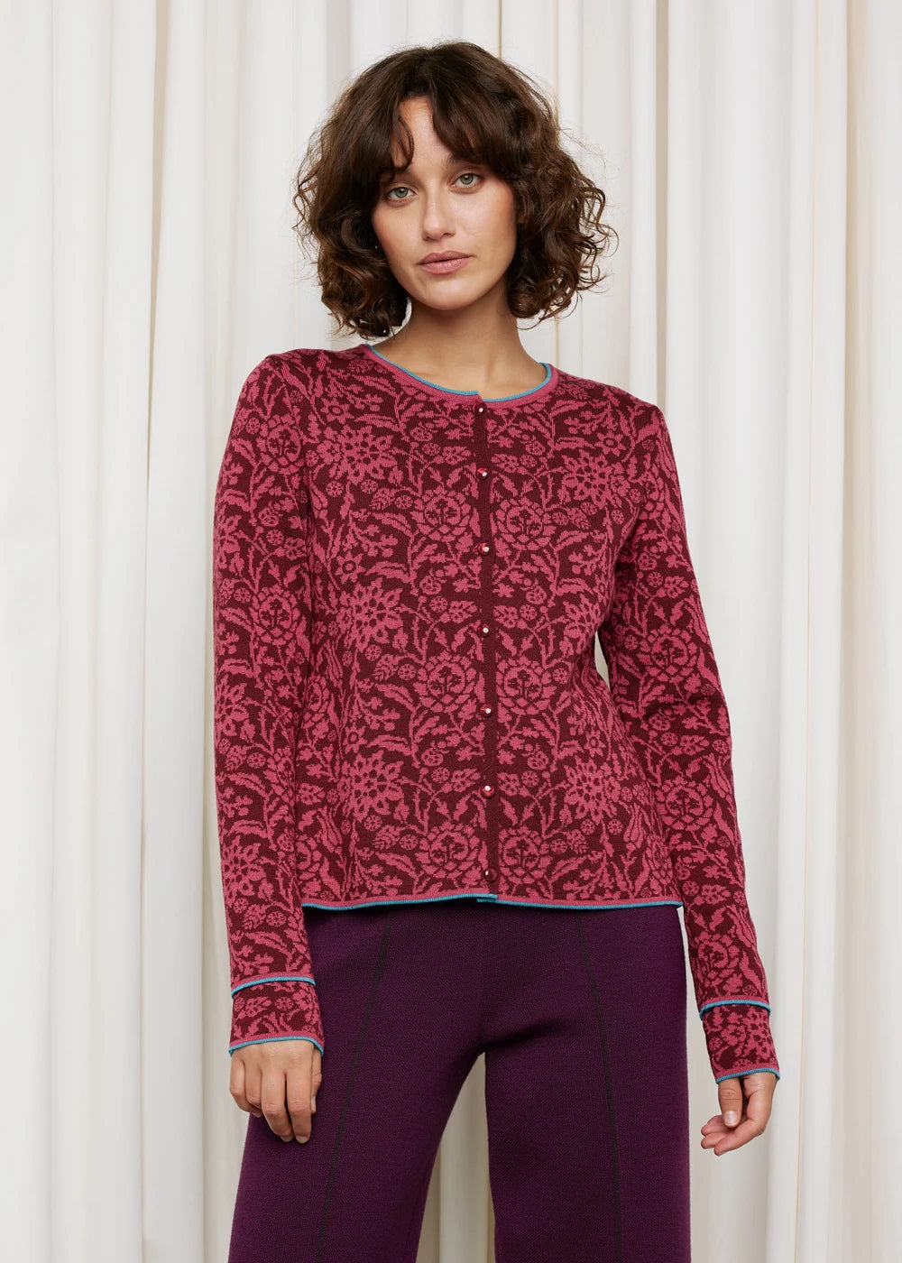 Oleana Signe Cardigan 813
