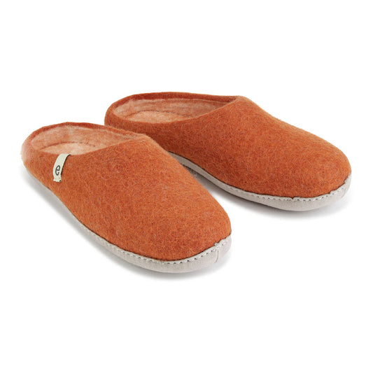 Egos Slipper Clay