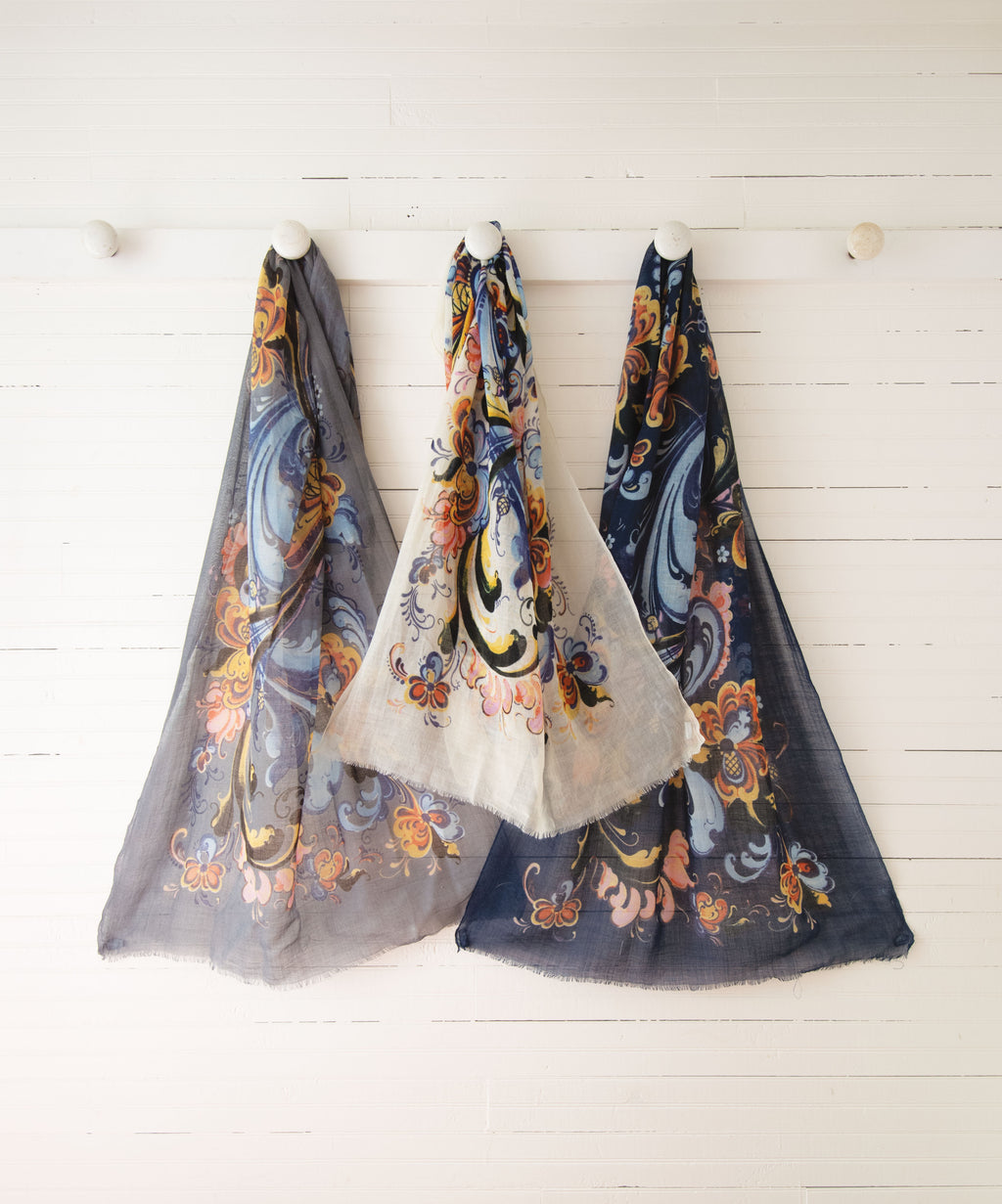 Scarf Rosemaling Wool Suzanne Toftey