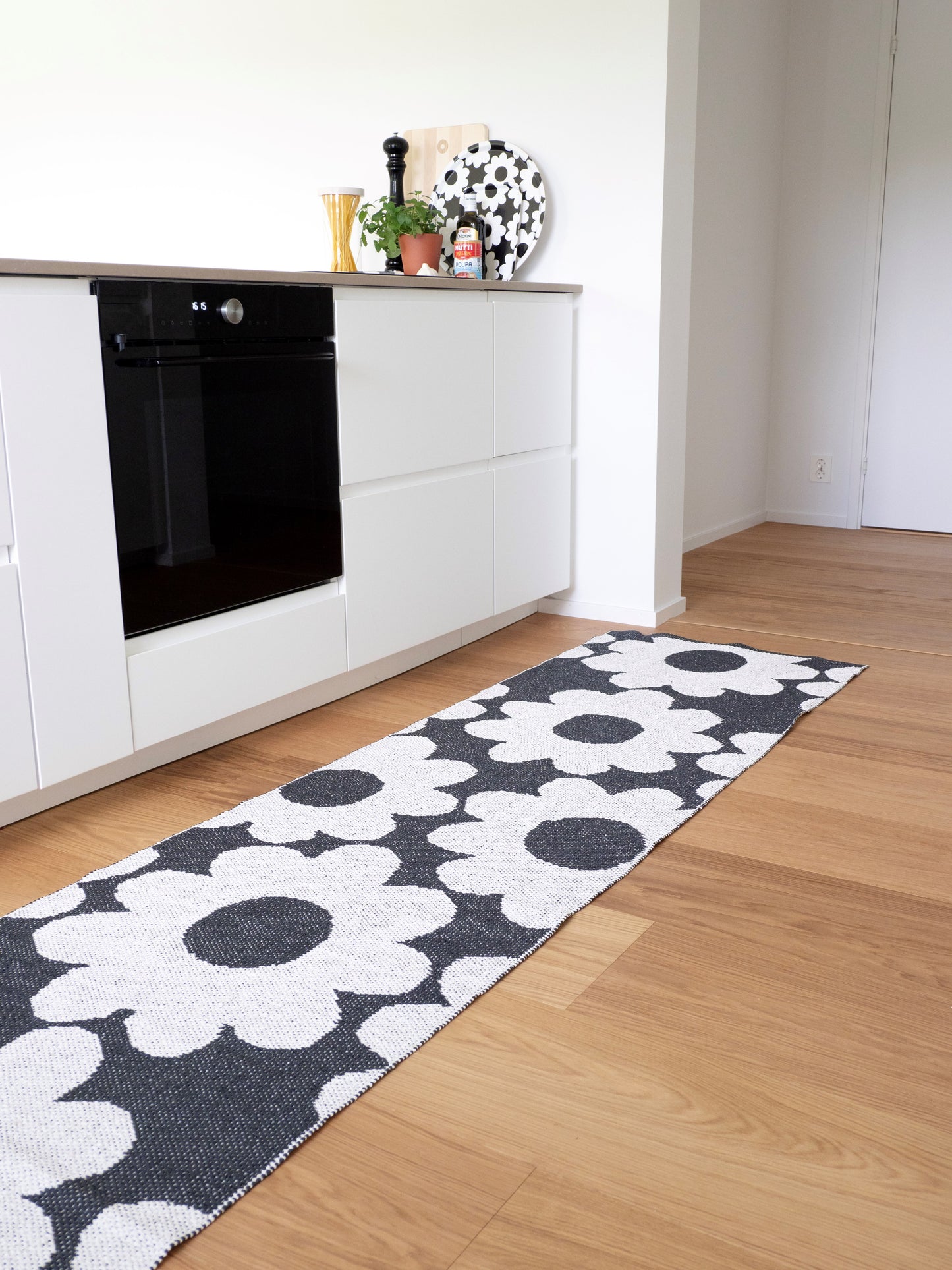 Rug Rotor Flora Black/White