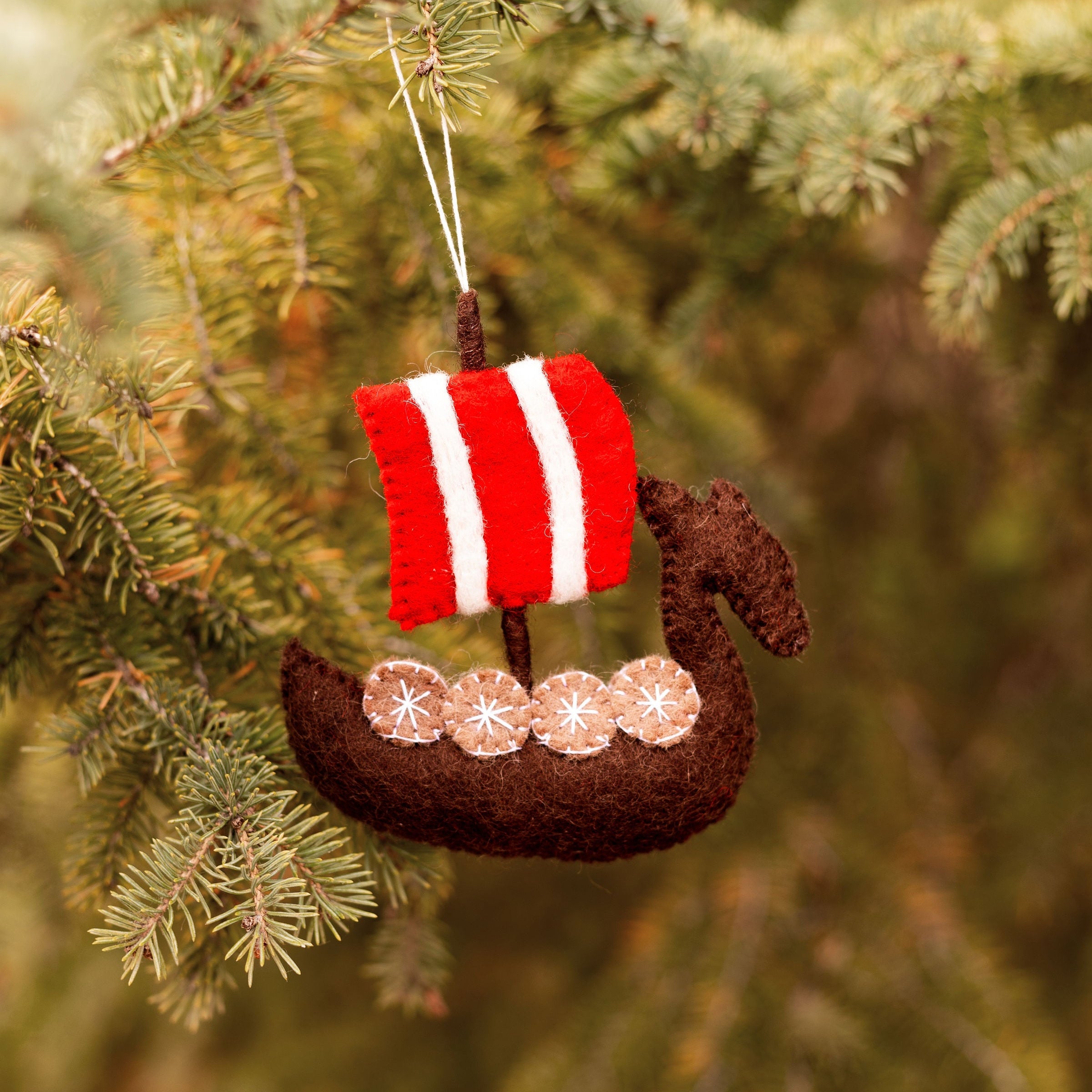 Viking Ship Felt Ornament Gamcha