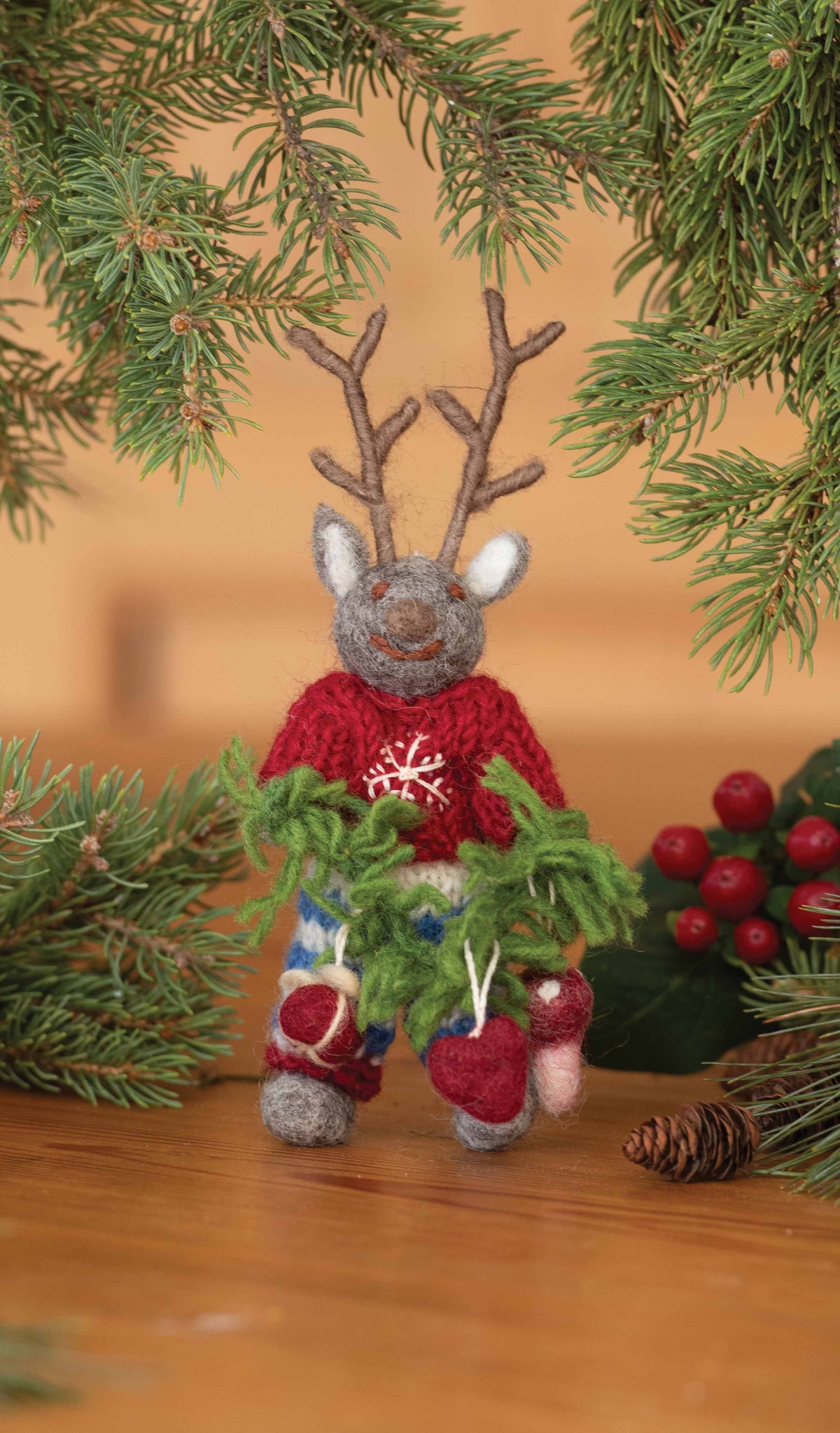 Gry & Sif Grey Boy Deer with Garland - Small