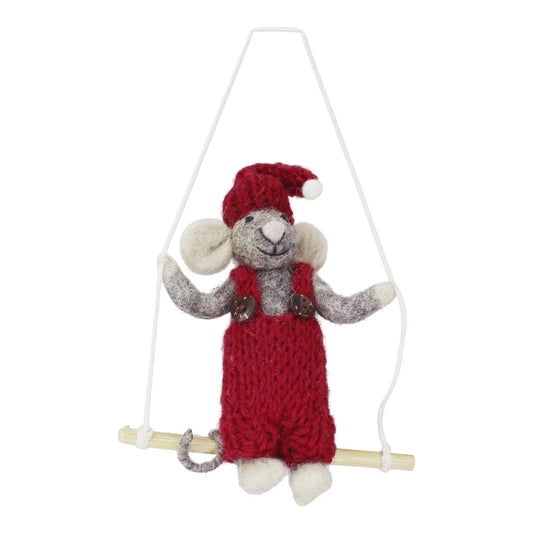 Gry & Sif Mouse on Swing