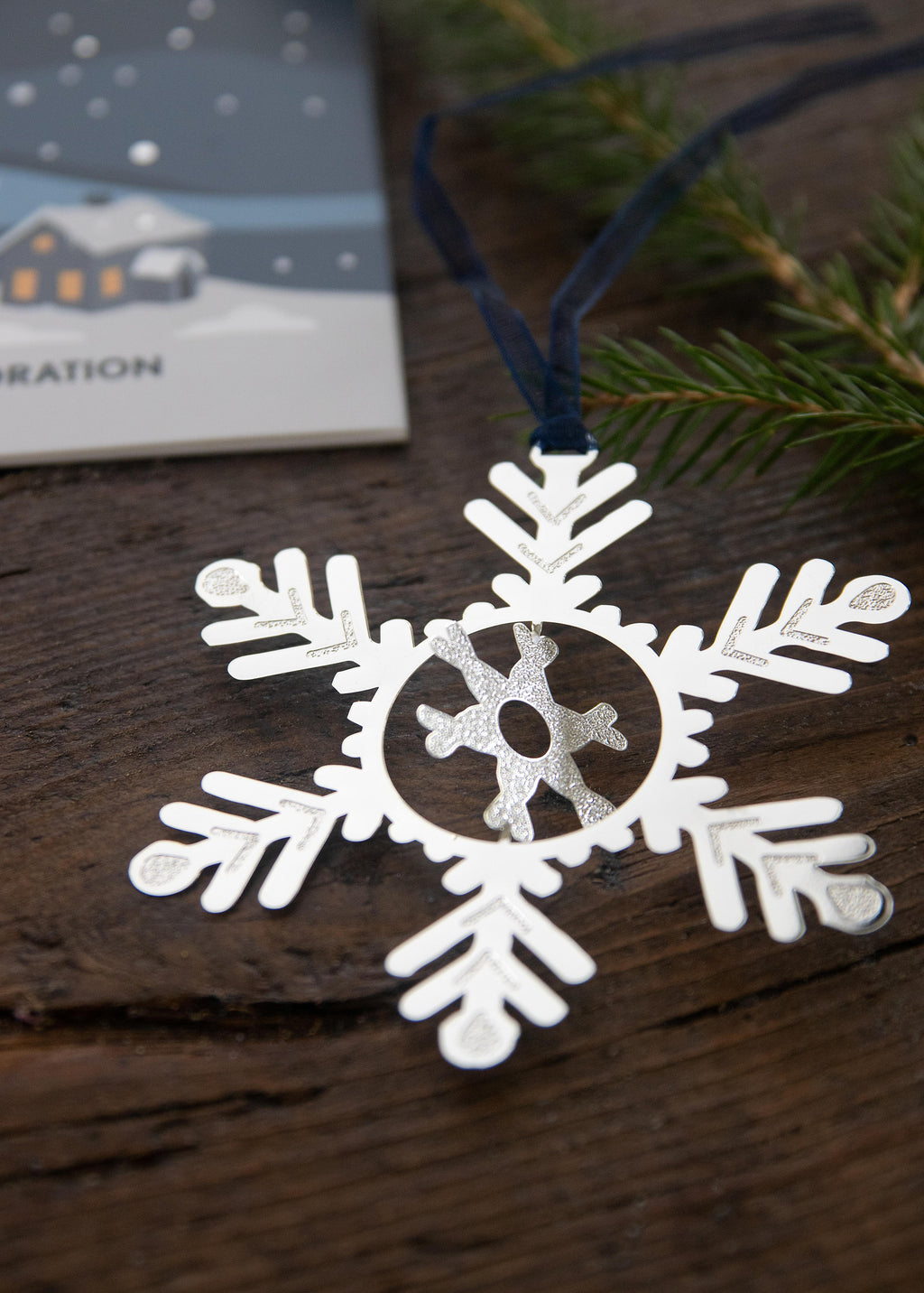 Metal Decoration Snowfall Ornament