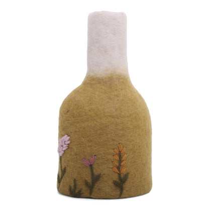 Gry & Sif Vase Embroidery