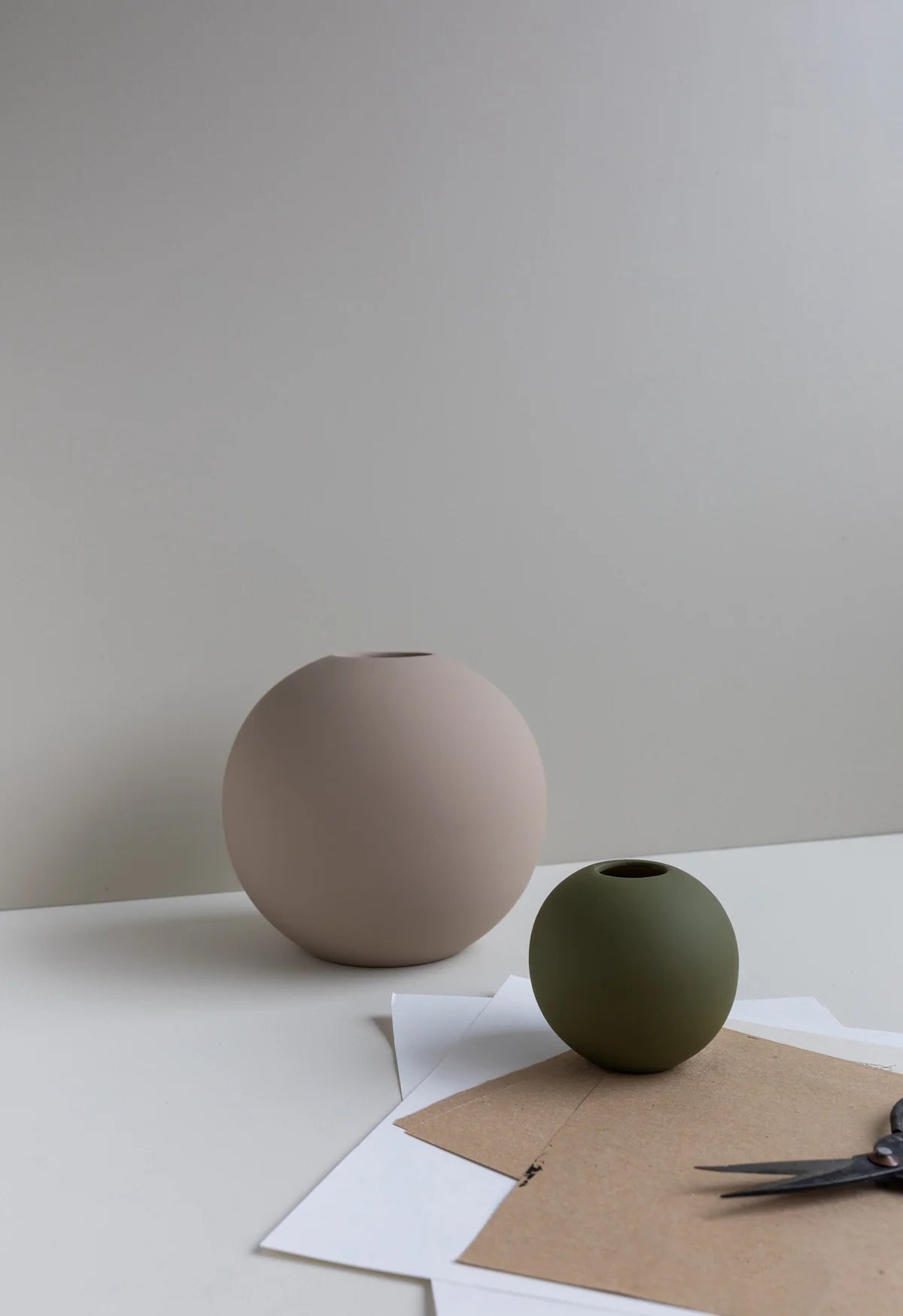 Cooee Ball Vase 10cm
