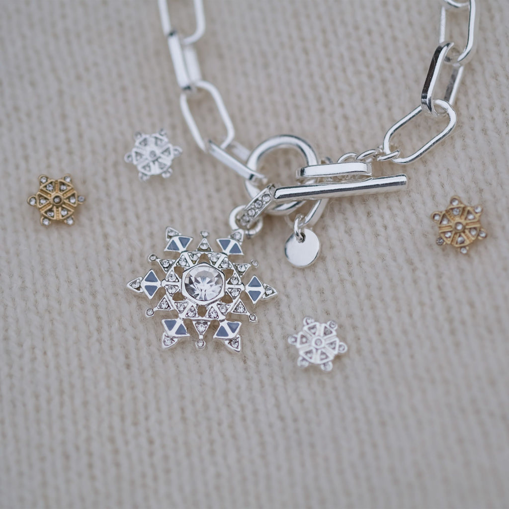 Snowflake Crystal A&C Love from Norway