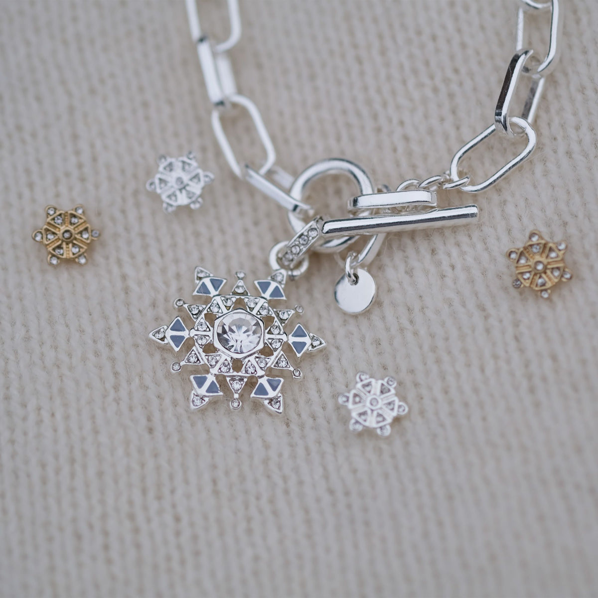 Snowflake Crystal A&C Love from Norway