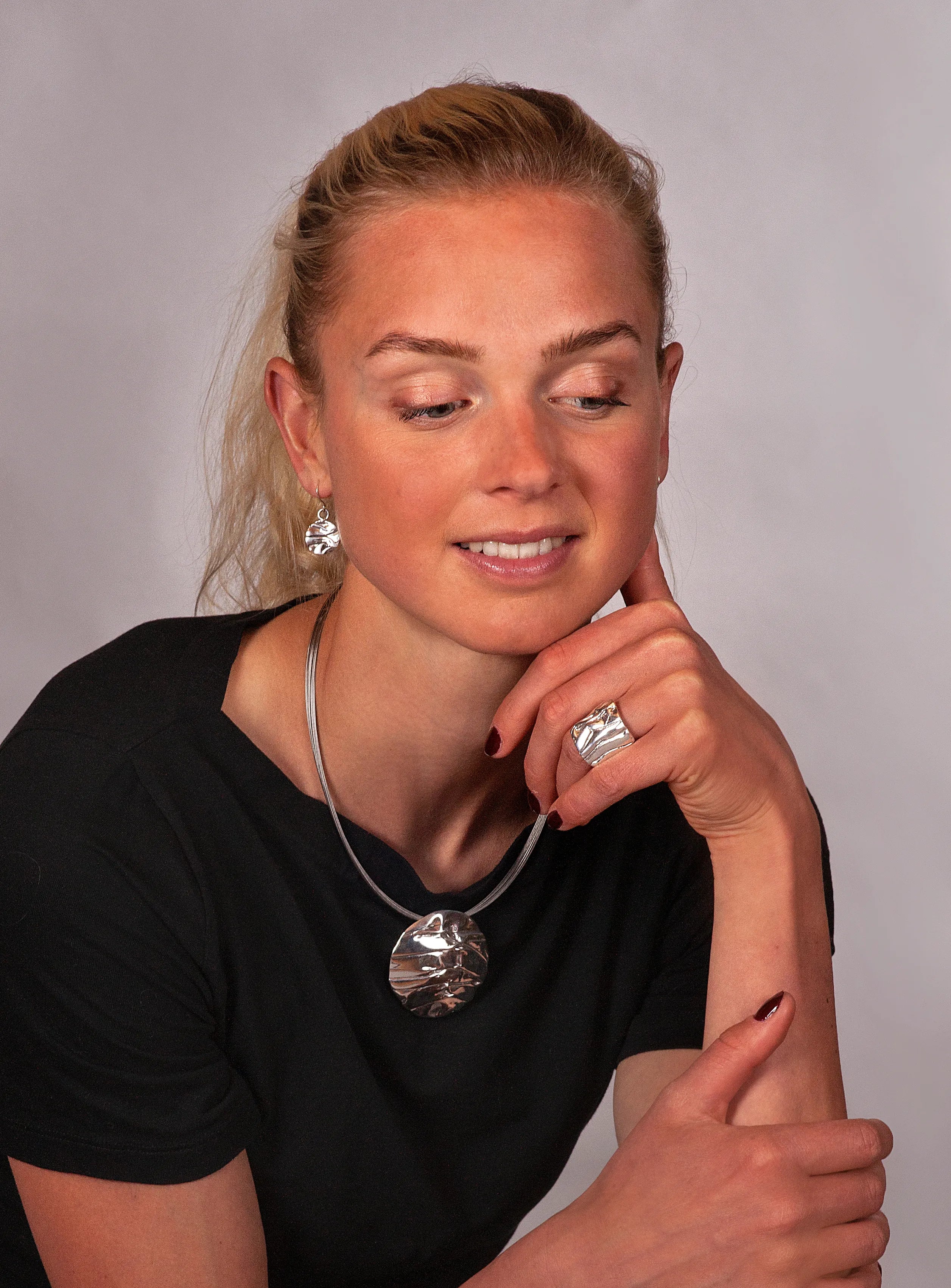 Hillestad Vika Earrings