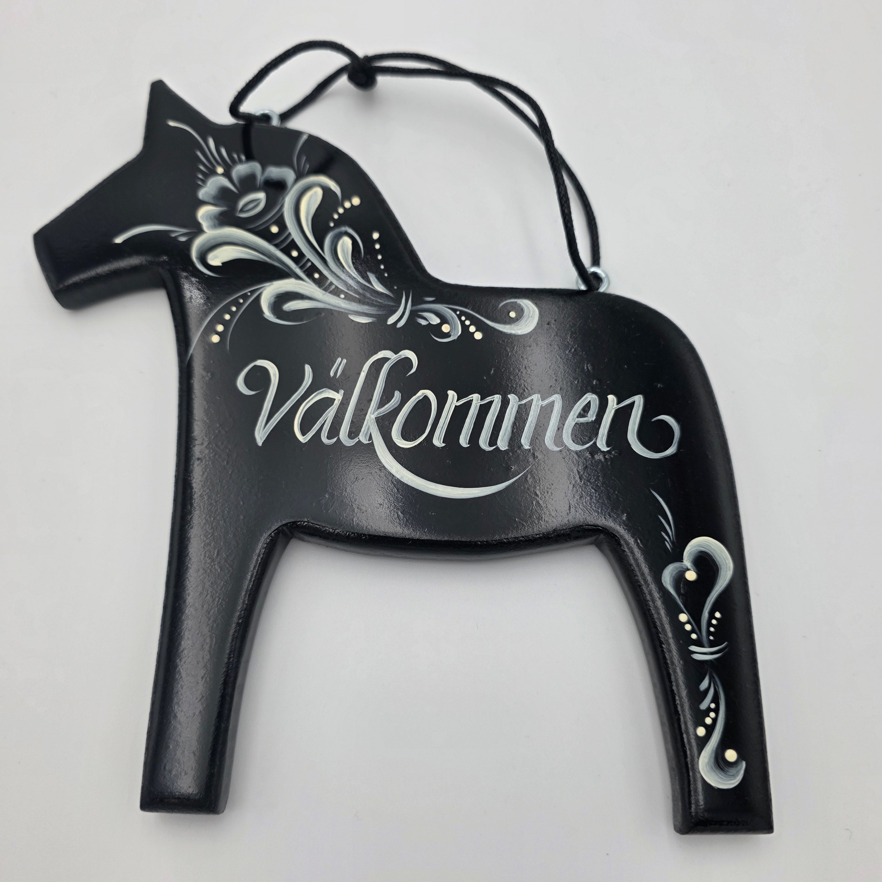 Dala Valkommen Wood Sign